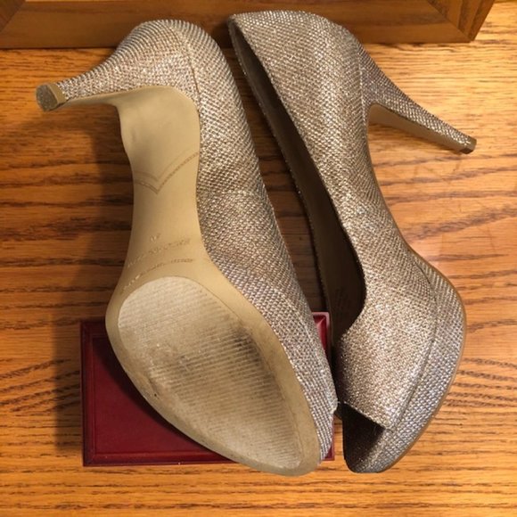 Enzo Angiolini Silver Sparkly Heels - Picture 11 of 12